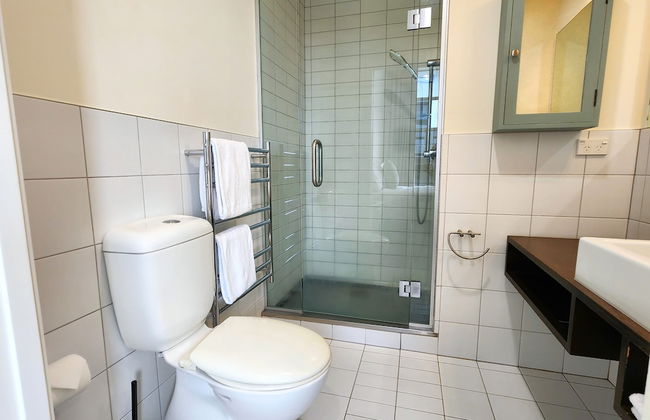 U Suites on Jessie - Photo 23