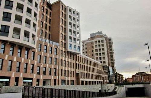 Tiny House Tower - Photo 65