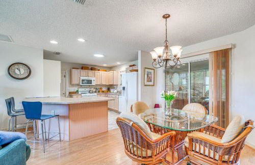 Home in The Villages with Lanai and Private Hot Tub! - Foto 7