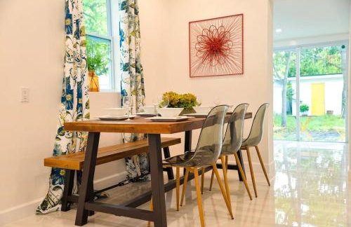 Vibrant 4bd 2ba Miami Home w POOL - Foto 2