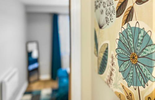 Stylish Apartment Near Heathrow, Skyline Views - Foto 21