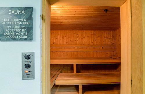 Sabine Yacht & Racquet by Southern Vacation Rentals - Foto 34