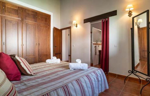 4 Bedroom Stunning Home In Guillena - Foto 20