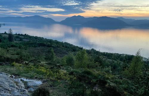 Tumpseys Hideaway with Hot Tub & Sunset Loch Views, Glencoe Near Fort William - Foto 24