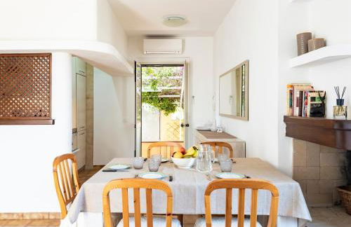 Casa Olivia - Casa indipendente nel centro di Cannigione a 3 minuti a piedi dal lungomare, 5 minuti a piedi dalla spiaggia più vicina e vicinissima alle spiagge più belle della Costa Smeralda - Foto 32