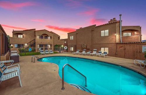 Sunny King-sized 1BD Condo near UofA and UMC w Pool, Parking - Foto 19
