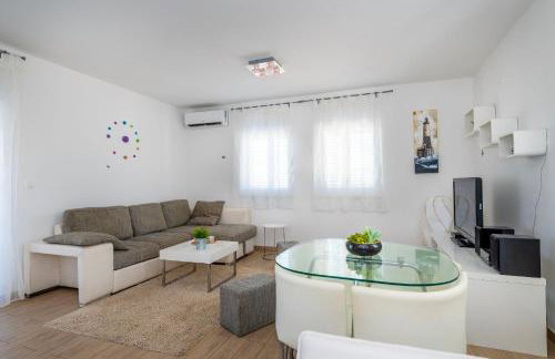 House Goran - Photo 25