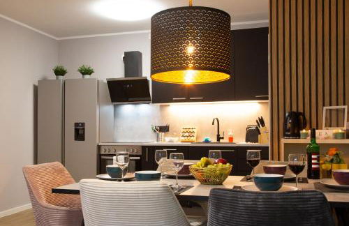 MiCasa OL - Modernes Apartment in City Bestlage - Küche - WLAN - Balkon - Fugenloses Bad - Photo 1