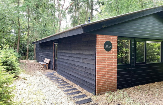 Holiday Home in Rheezerveen With Wellness Area - Foto 17