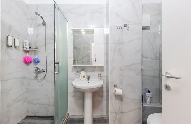 Wave Seaside Apartment - Photo 23