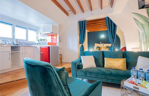 Le Cocon de la Cathédrale - Hypercentre Evreux - Jungle Chic - Vue sur l'Iton et Cathédrale - Foto 6