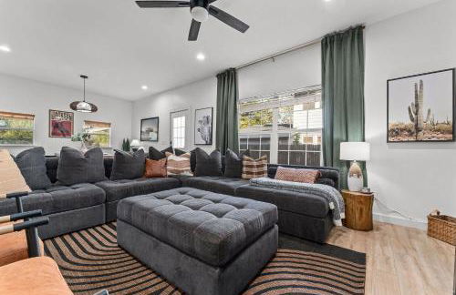 Sleeps 16 - Roof Top - Game Room - Pet Friendly - Foto 10