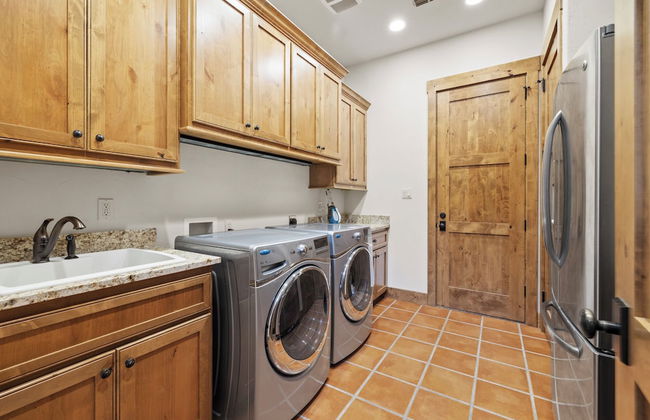 Private Ranch - Pool, Ping Pong, Yoga, Weddings, Games - Photo 44