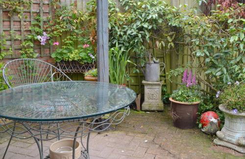 Overland Cottage - Photo 11