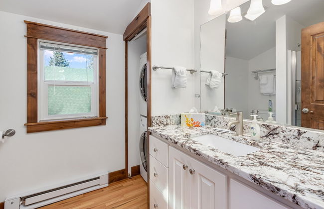 The Beautiful Bear’s Den! Walk to Old Town & CSU! - Foto 10