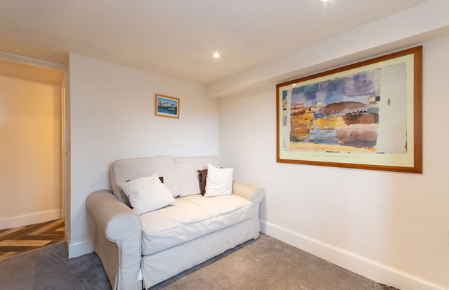 Cellardyke 3-bed Cottage, Sleeps 6 by Seafront - Foto 13