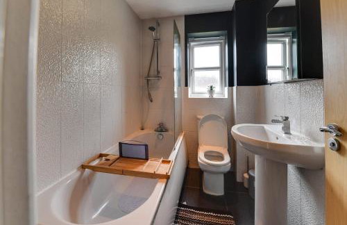 Entire Home in Middleton, Manchester - Foto 9