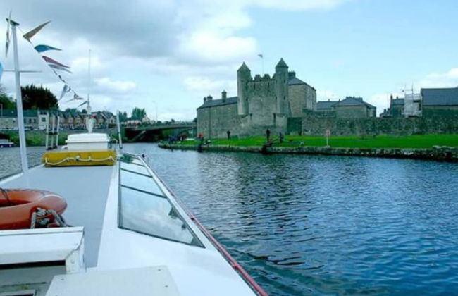2 Bedroom Cottage Wisteria Cottage in Ballyconnell - Foto 8