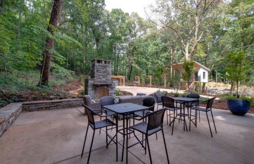 Off-grid Tree House Suitable for Four in Alabama - Foto 16