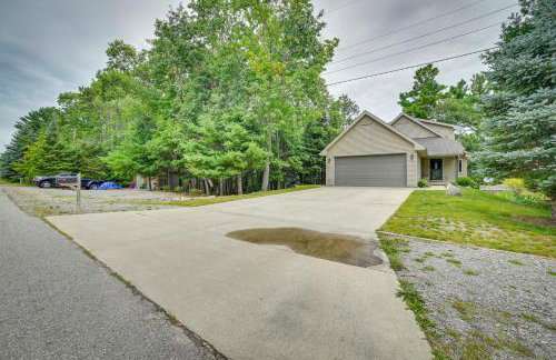 Waterfront Lake Huron Getaway with Private Beach! - Photo 34