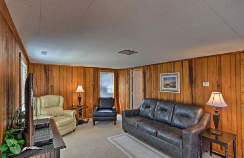 Home with Lake-View Deck by Camp Perry and Magee Marsh - Foto 8