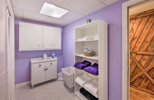 Lovely Moshannon Ground Apartment with Fire Pit - Foto 23