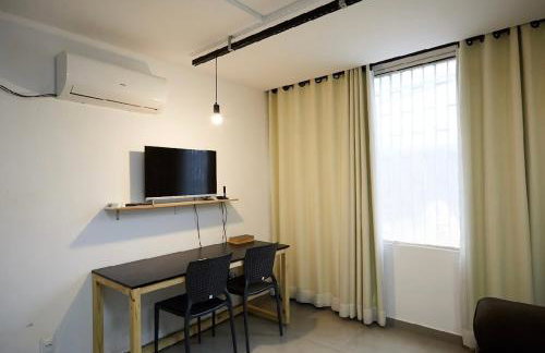 09 - ESTÚDIO COMPLETO com Ar condicionado, Cozinha, Vaga de garagem, bem localizado, próximo ao LifeCenter - Foto 40