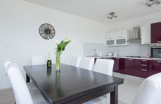 Apartment in Seget Donji Near Trogir Old Town - Photo 9