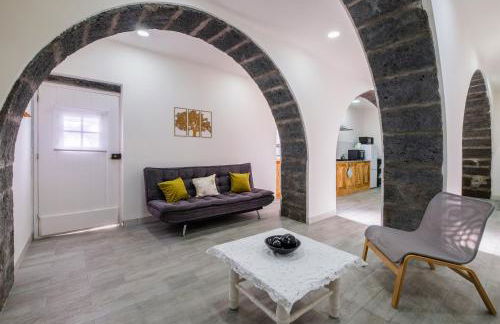 Castanheiro's Place - Photo 6