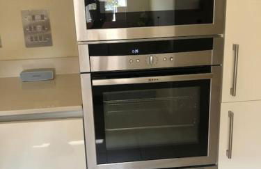 Bright, modern & close to historic town - Photo 20