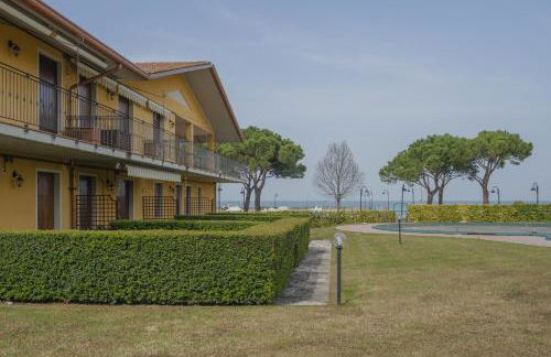 Mosaici Sunrise - lake front apartment with beautiful view - Foto 40