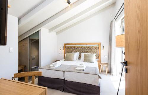 Vasilios Villa, with Pool, Gym & Close to Beach, By ThinkVilla - Foto 36