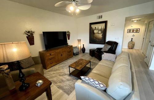 Spectacular Mountain Views at Hawk Ridge - Foto 29