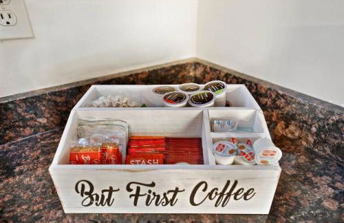 Beautiful Seven Springs- 2 Bed, 2 Bath Condo - Foto 23