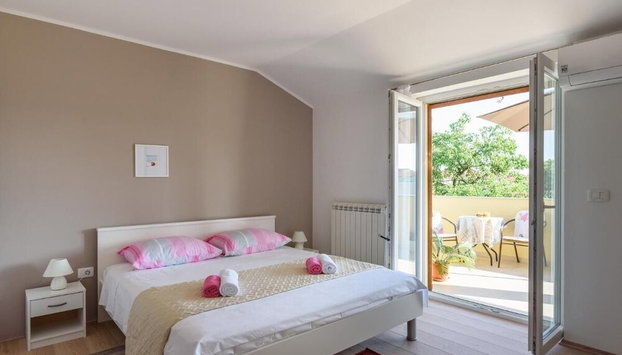 Apartment Perusko - 2 Bedroom Kitchen - Foto 4, Habitación