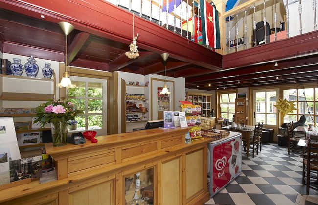 Cozy Chalet With Spacious Garden on a Holiday Park - Foto 2