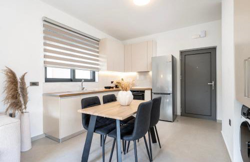 Estia Comfort Stay - Photo 6