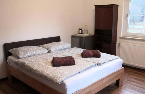 Ferienhaus am Bach mit großem Garten - Foto 17