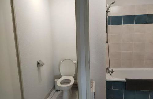 ORBIS - "L'Aquitaine" - Spacieux et joli appartement de 2 à 4 personnes - Parking - WiFi - Terrasse - Photo 2