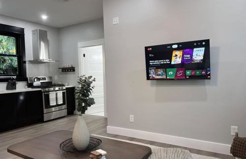 ADA Friendly and AC Little House on the Ferry - Foto 5