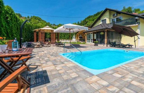 Beautiful Home In Tuheljske Toplice - Foto 1