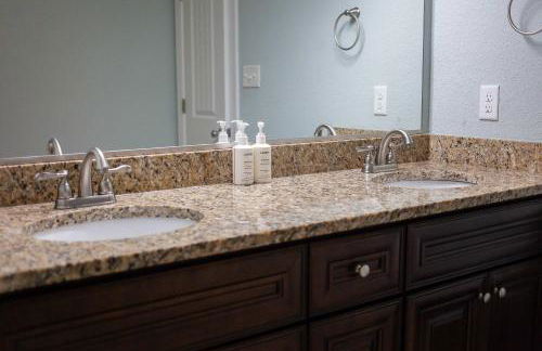 Sojourn Beautiful Family Home with Backyard in Ghent - Foto 51