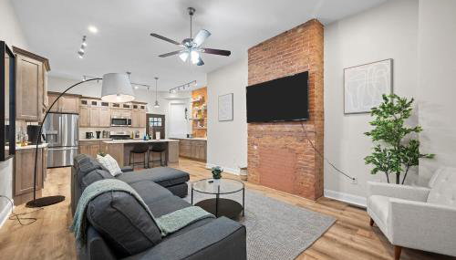 Games,BBQ, Netflix plus FREE Parking Near Bakery Square - Foto 3