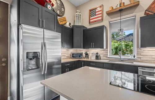 Stylish Church Conversion Walk to LoHi - Foto 3