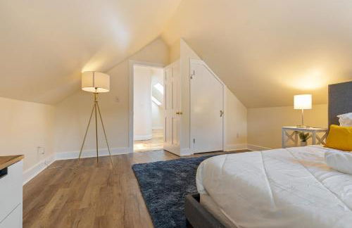 Skyrise Two Stories - Centrally Located - Foto 29