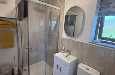 Ben Nevis Manor Studio with private Hot Tub - Photo 11