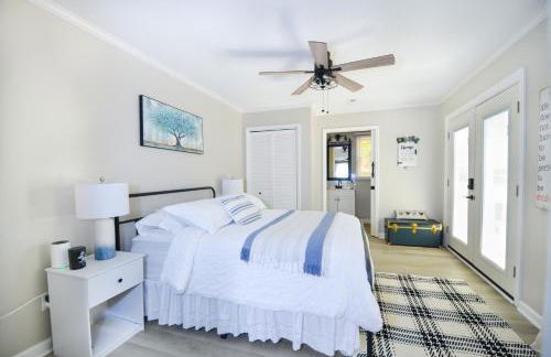 Private 1 Acre Retreat, Spa, Firepit, Gym, Chickens, King Suite, Pets - Foto 43