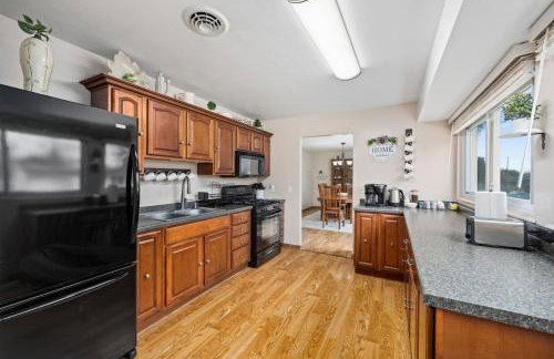 Poolside Palisade - A Fun Family Retreat for 6 - Foto 20