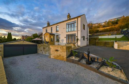 Spacious 6 Bedroom Escape with Hot Tub, Games Room & Karaoke in Yorkshire - Foto 1