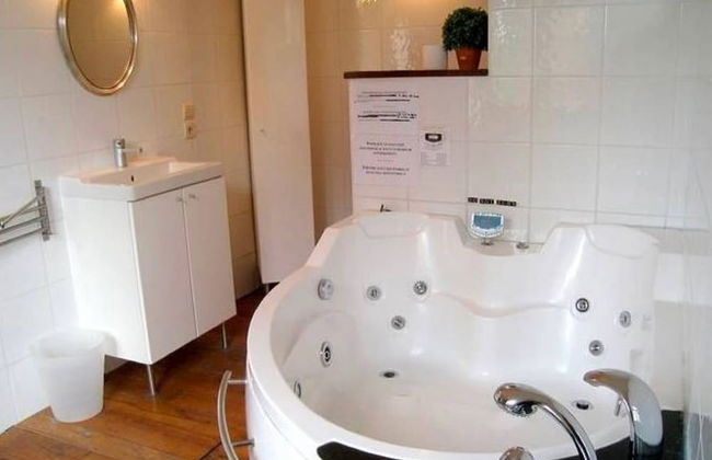 Quaint Farmhouse in Maffe With a Turkish Bath - Foto 9